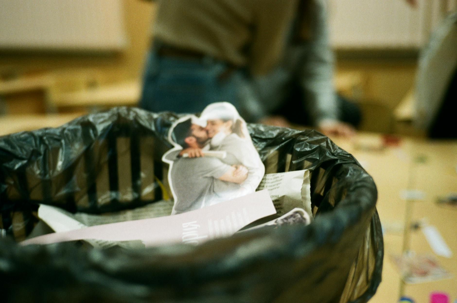 JPG to PNG conversion showing transparency being added to an image