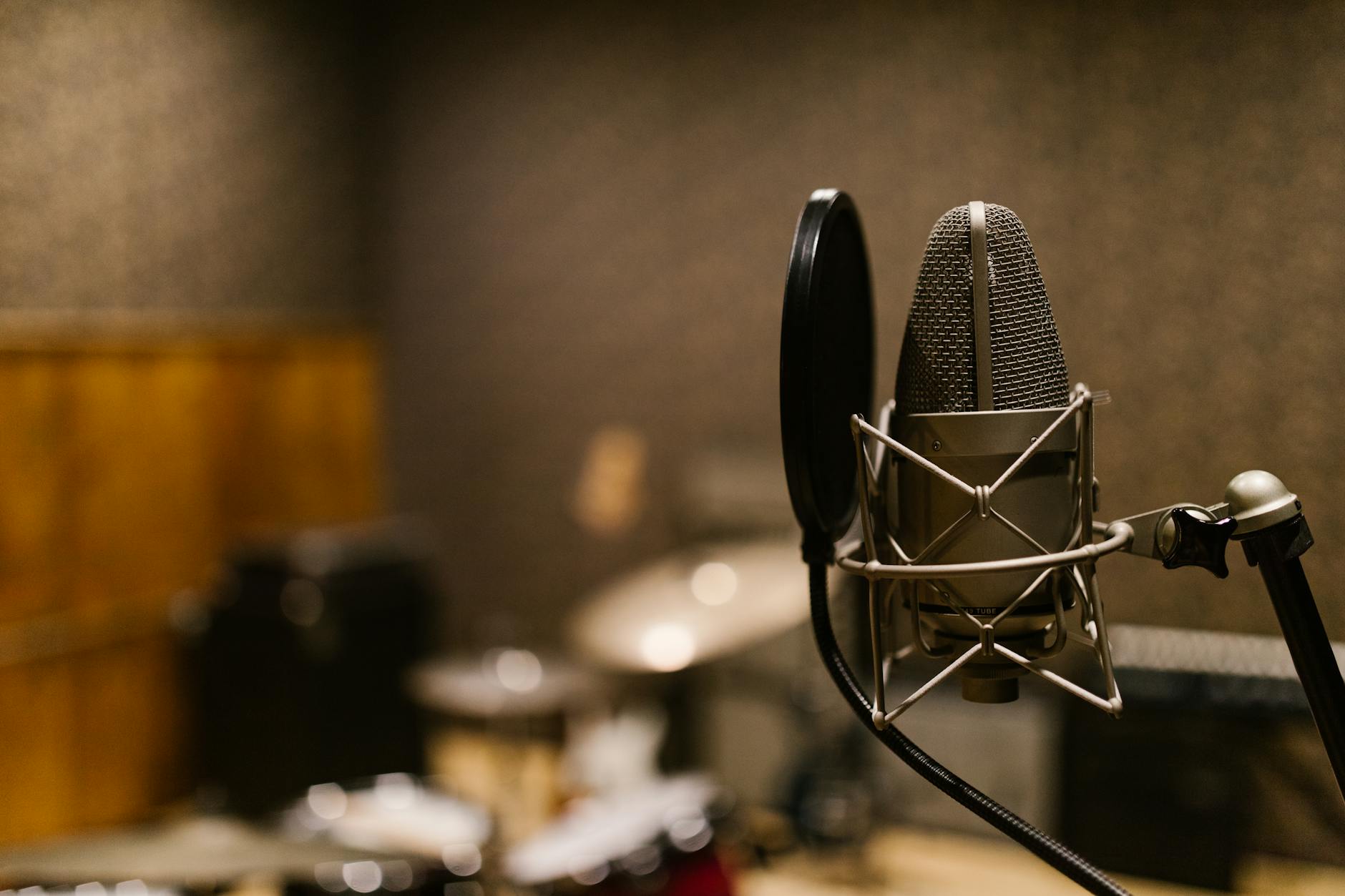 WAV and FLAC use cases comparison